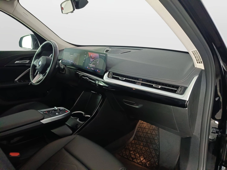 10 - BMW X1 X1 sdrive18i X-Line auto