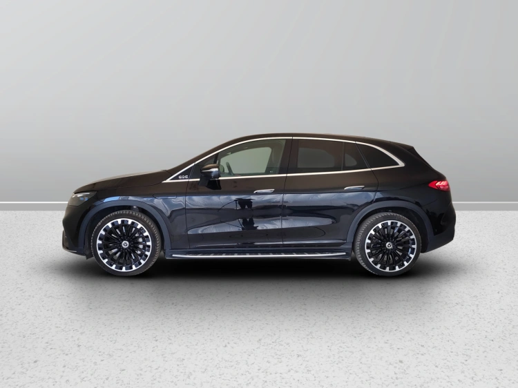 3 - Mercedes-Benz EQE SUV 350 AMG Line Premium 4matic