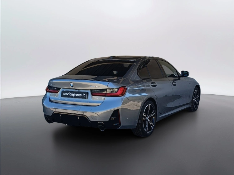 4 - BMW Serie 3 320d mhev 48V xdrive MSport Pro auto