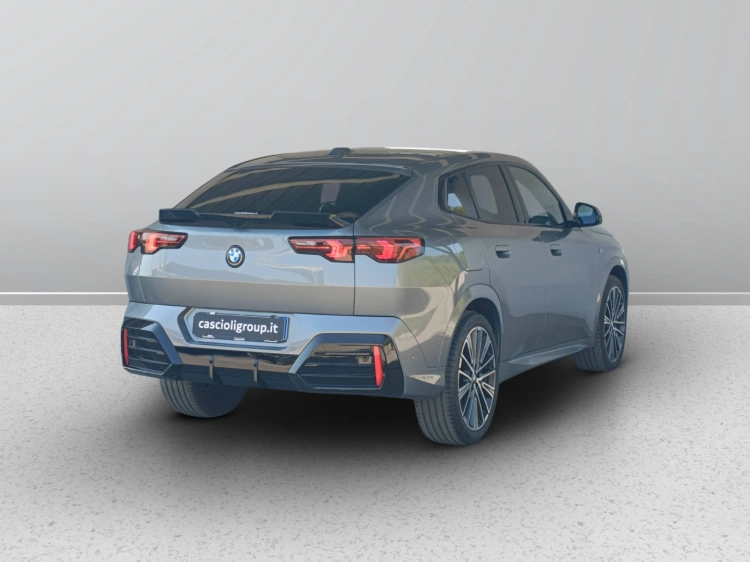 4 - BMW X2 X2 sdrive 18d MSport auto