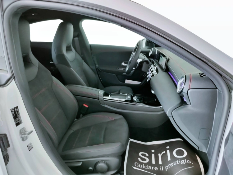 11 - Mercedes-Benz CLA 200 d Automatic Coupe'