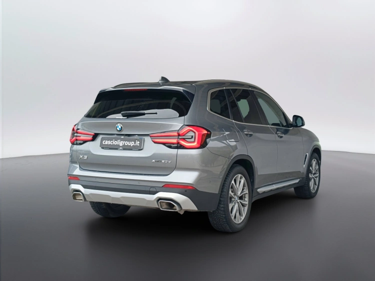 4 - BMW X3 X3 xdrive20d mhev 48V auto