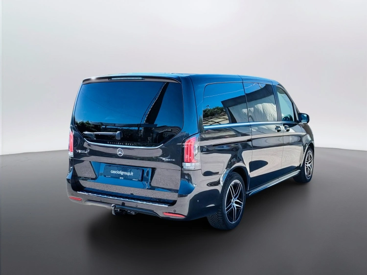 6 - Mercedes-Benz Classe V Long 300 d Avantgarde 4matic auto