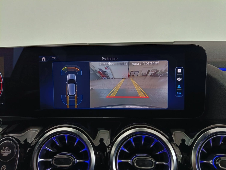 15 - Mercedes-Benz GLA 200 d AMG Line Premium 4matic auto