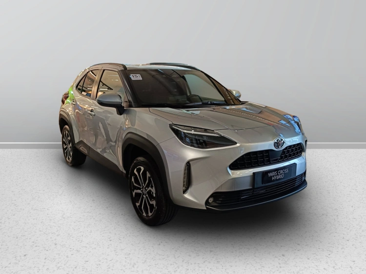 2 - Toyota YARIS CROSS YARIS CROSS 115 FWD TRD MY24