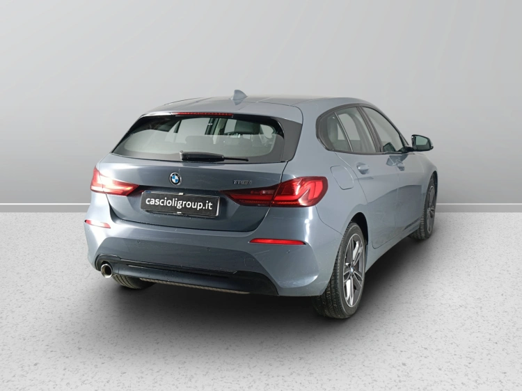 4 - BMW Serie 1 118i Sport 136cv auto