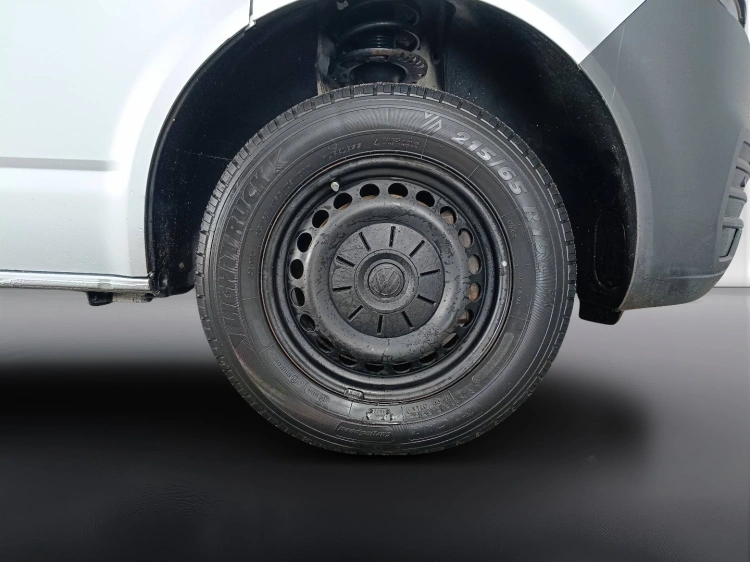 17 - Volkswagen T6.1 Transporter 30 T6.1 Transporter 30 2.0 tdi 110cv kombi Business p.c.