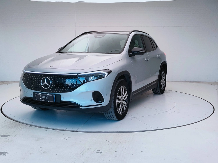 1 - Mercedes-Benz EQA 250+ Electric Art Advanced Plus