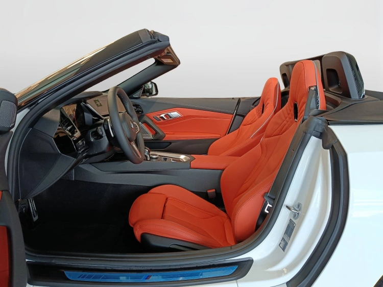 8 - BMW Z4 BMW Z4 sDrive20i