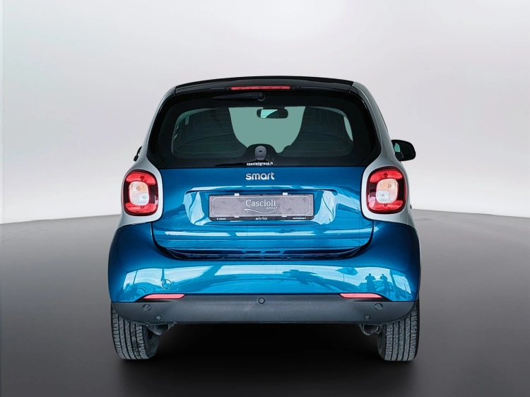 4 - smart fortwo Fortwo eq Passion 4,6kW