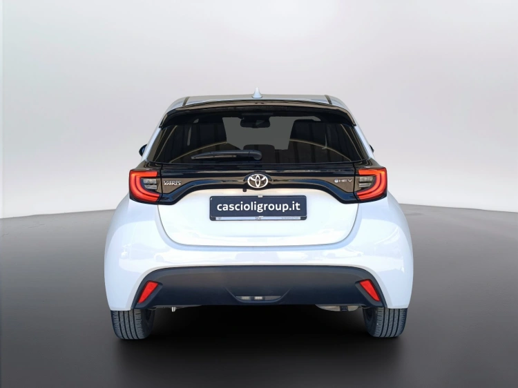 5 - Toyota Yaris Yaris 1.5h Trend
