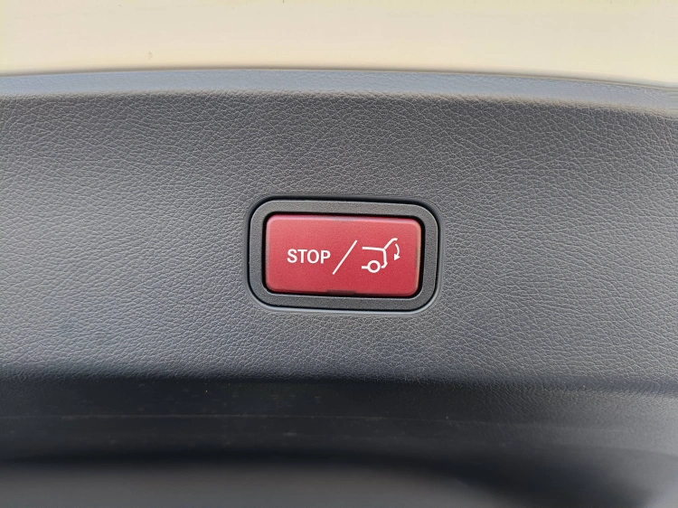 15 - Mercedes-Benz GLC Coupe 300 d AMG Line Advanced Plus 4matic auto