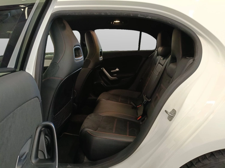 9 - Mercedes-Benz Classe A 180 d AMG Line Advanced Plus auto