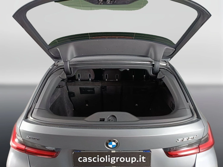 24 - BMW Serie 3 320d Touring mhev 48V Msport xdrive auto