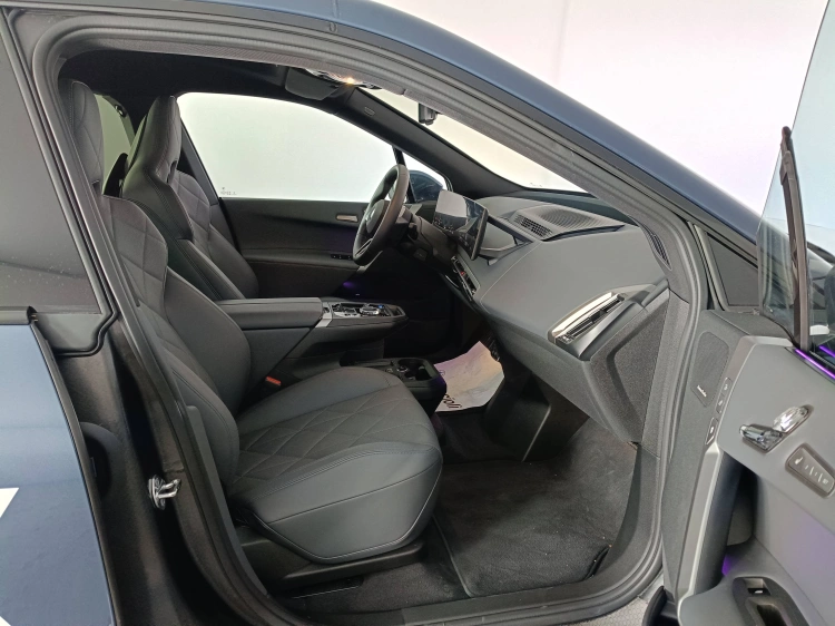12 - BMW IX BMW iX xDrive45