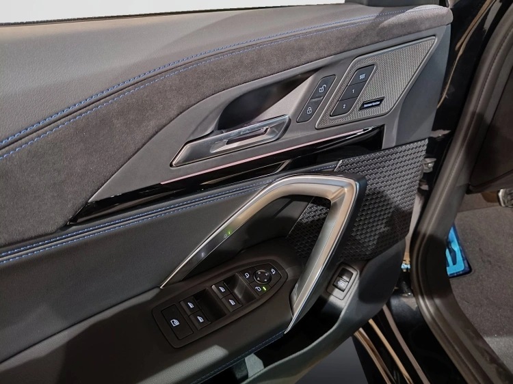 10 - BMW X2 M BMW X2 M35i xDrive