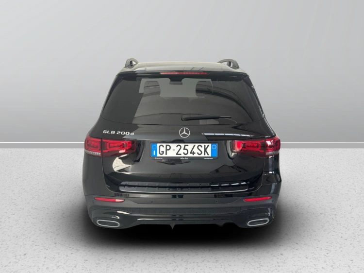 5 - Mercedes-Benz GLB 200 d Premium auto