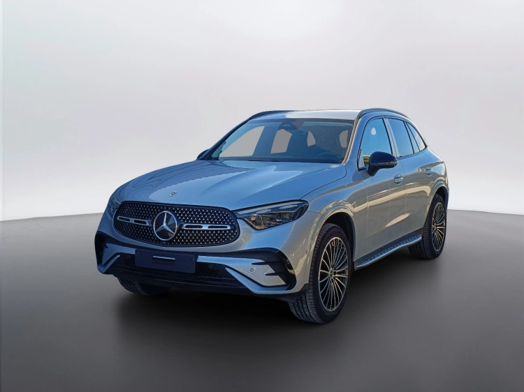 1 - Mercedes-Benz GLC 300 de 4MATIC