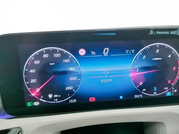 16 - Mercedes-Benz Classe A 180 d Progressive Advanced Plus auto