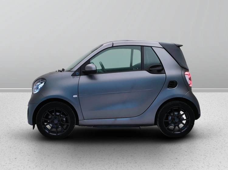 3 - smart fortwo Fortwo Cabrio eq Prime 22kW