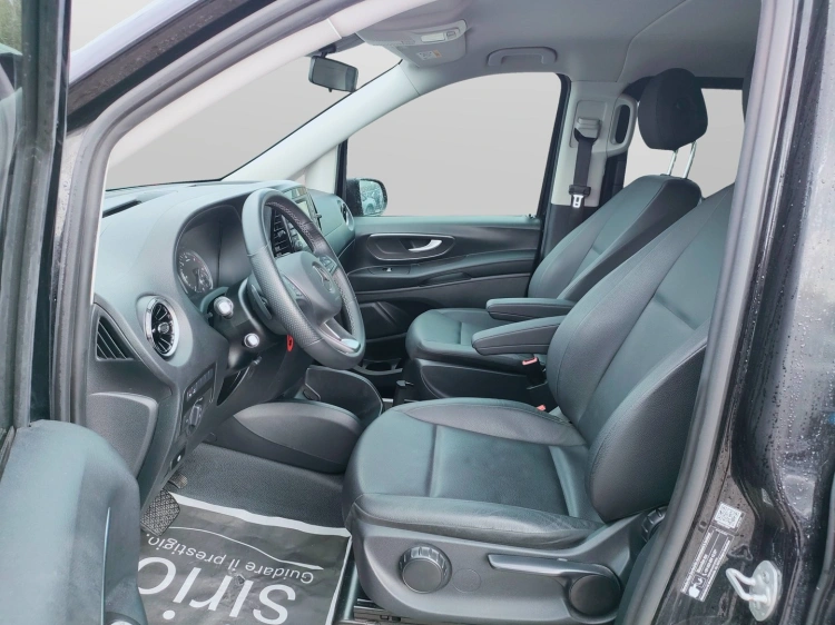 12 - Mercedes Vans Vito 119 cdi long mixto auto my20