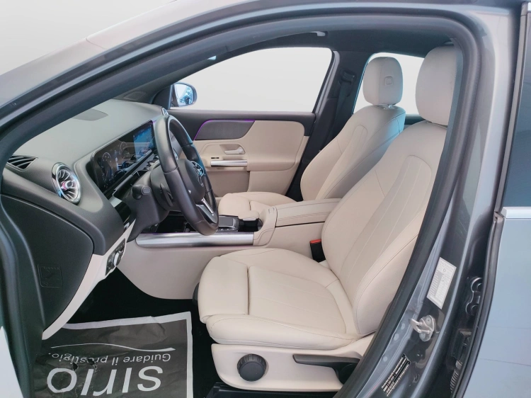 12 - Mercedes-Benz GLA 220 d Sport Plus 4matic auto