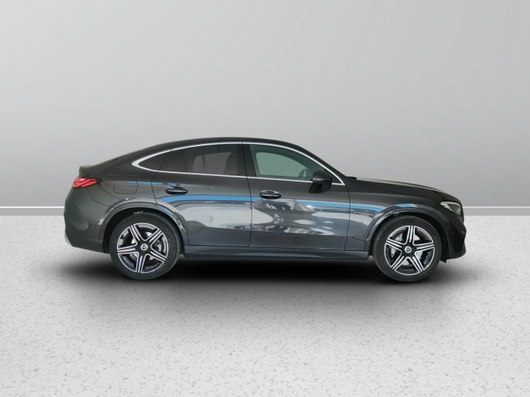 7 - Mercedes-Benz GLC 220 d AMG Line Advanced 4matic auto