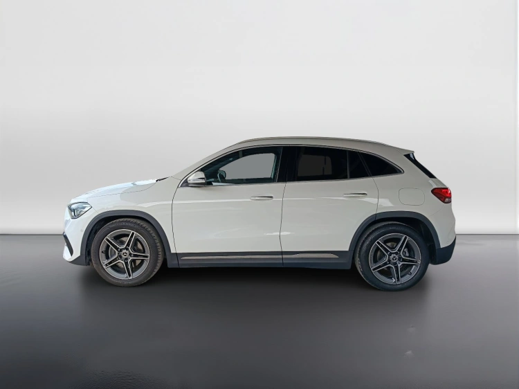 6 - Mercedes-Benz GLA 200 d Premium auto