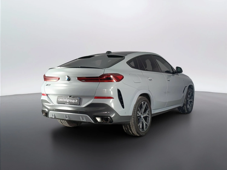 4 - BMW X6 X6 xdrive30d mhev 48V Msport auto