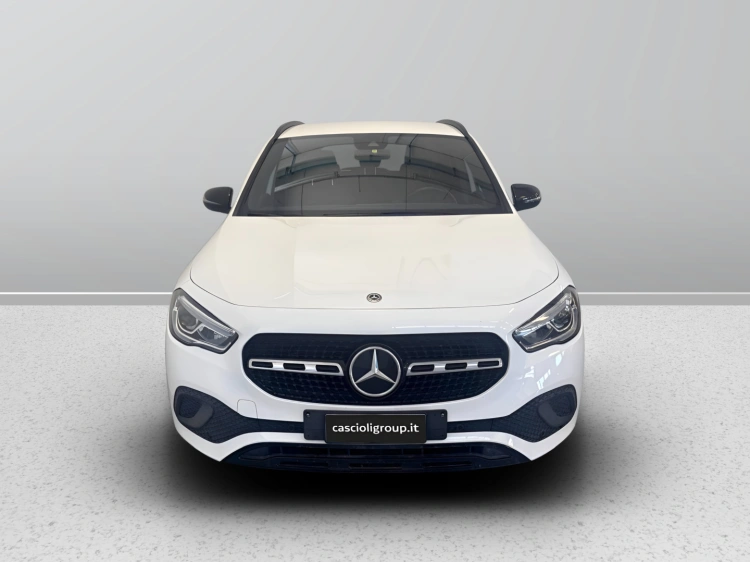 3 - Mercedes-Benz GLA 200 d Sport Plus auto