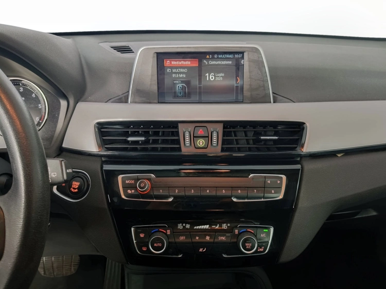 14 - BMW X1 X1 sdrive18d Advantage auto