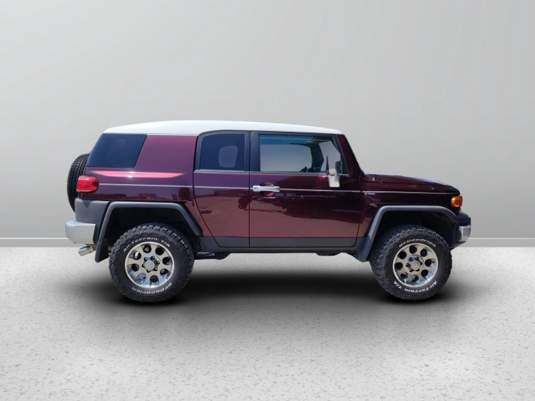7 - Toyota FJ FJ CRUISER 4.0
