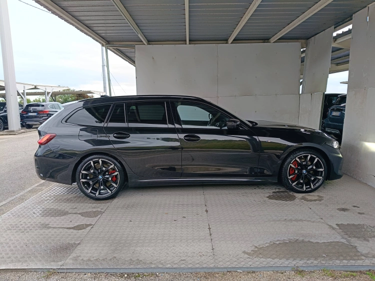 3 - BMW Serie 3 320d Touring mhev 48V Msport xdrive auto