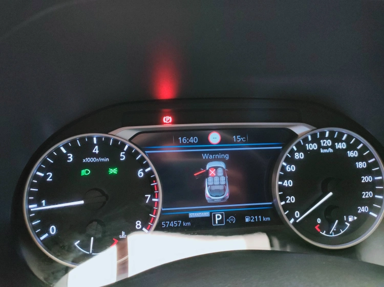 15 - Nissan Juke Juke 1.0 dig-t N-Connecta 114cv dct