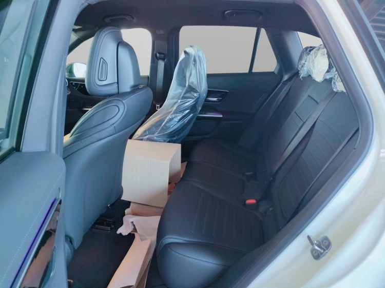 10 - Mercedes-Benz GLC 200 d 4MATIC