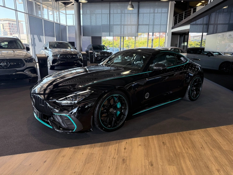 19 - Mercedes AMG GT Coupé Mercedes-AMG GT 63 PRO 4MATIC+ Motorsport Collectors Edition