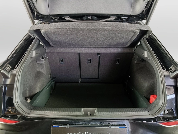 20 - Volkswagen T T-Roc 1.5 etsi Style 150cv dsg