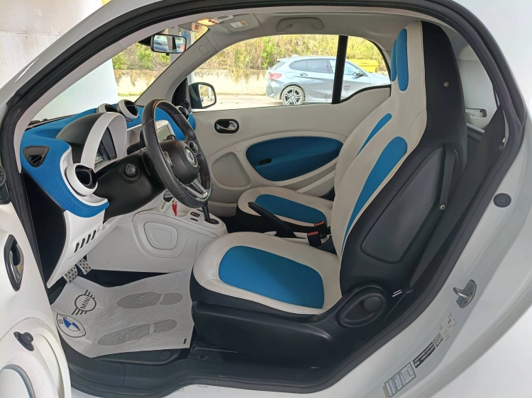 8 - smart fortwo Fortwo 1.0 Proxy 71cv twinamic