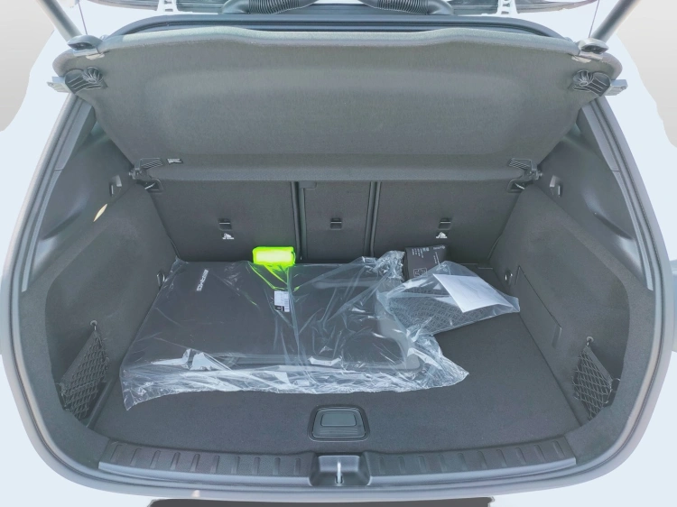 5 - Mercedes-Benz GLA 200 d automatic