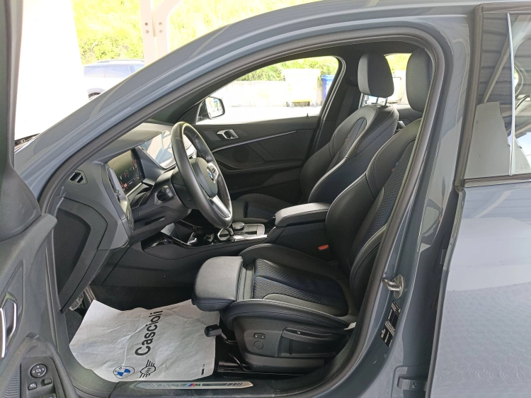 8 - BMW Serie 1 118d Msport auto