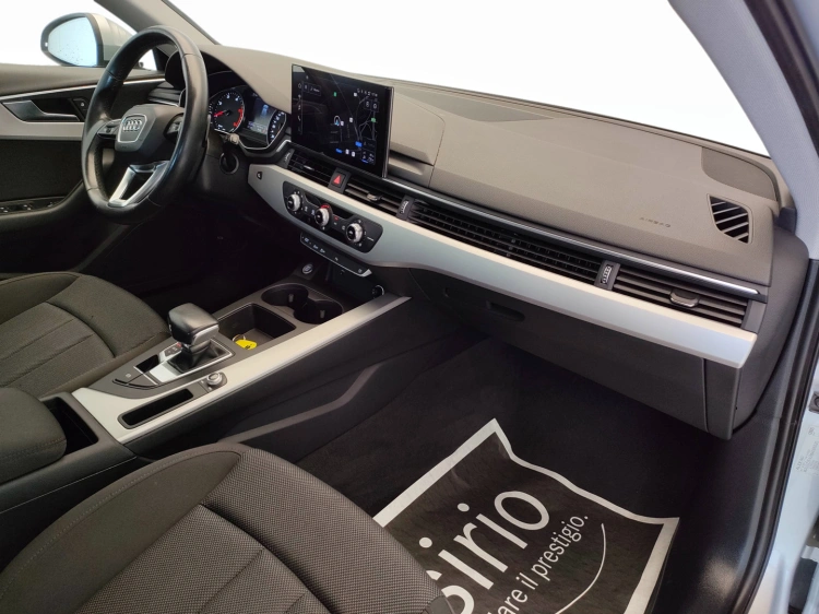10 - Audi A4 A4 Avant 30 2.0 tdi mhev Business 136cv s-tronic