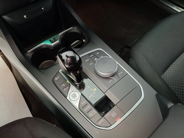 15 - BMW Serie 1 