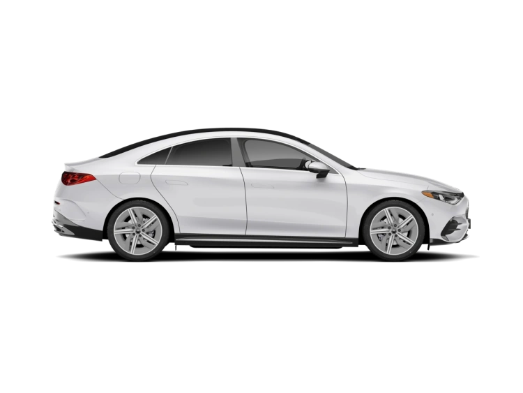 6 - Mercedes-Benz CLA 250+ con tecnologia EQ