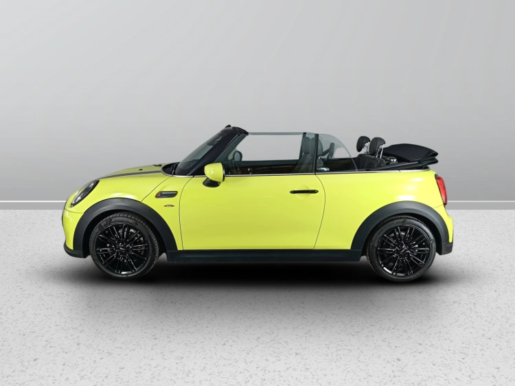 8 - MINI Cooper Mini Cabrio 1.5 Cooper Classic auto
