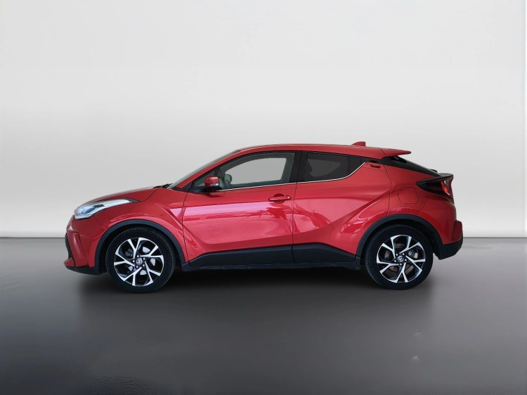 8 - Toyota C-HR C-HR 1.8h Trend e-cvt