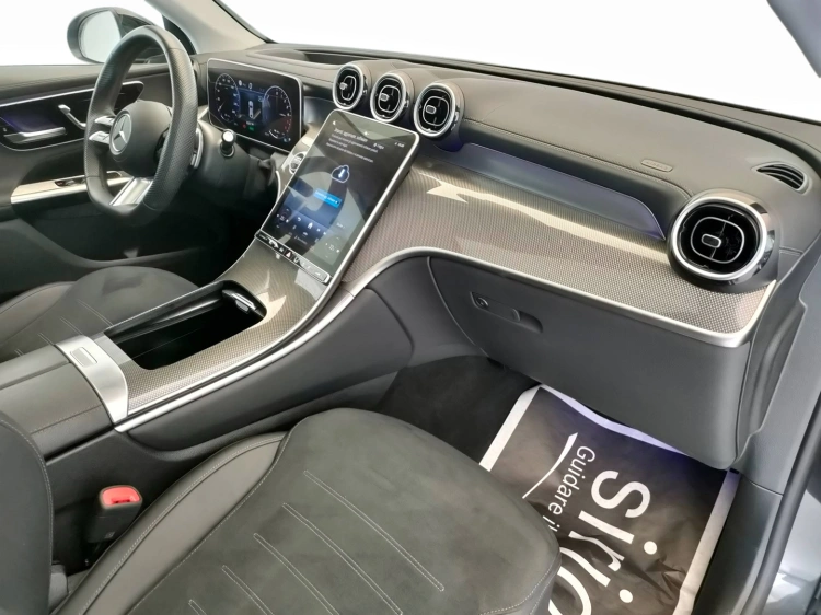 10 - Mercedes-Benz GLC 300 de phev AMG Line Premium Plus 4matic auto