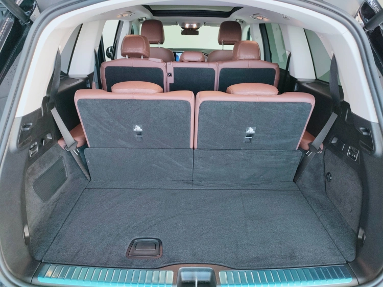 6 - Mercedes-Benz GLS 450 d AMG Line Premium Plus 4matic auto