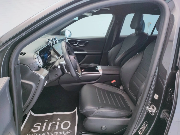 13 - Mercedes-Benz GLC 220 d AMG Advanced Plus 4matic auto