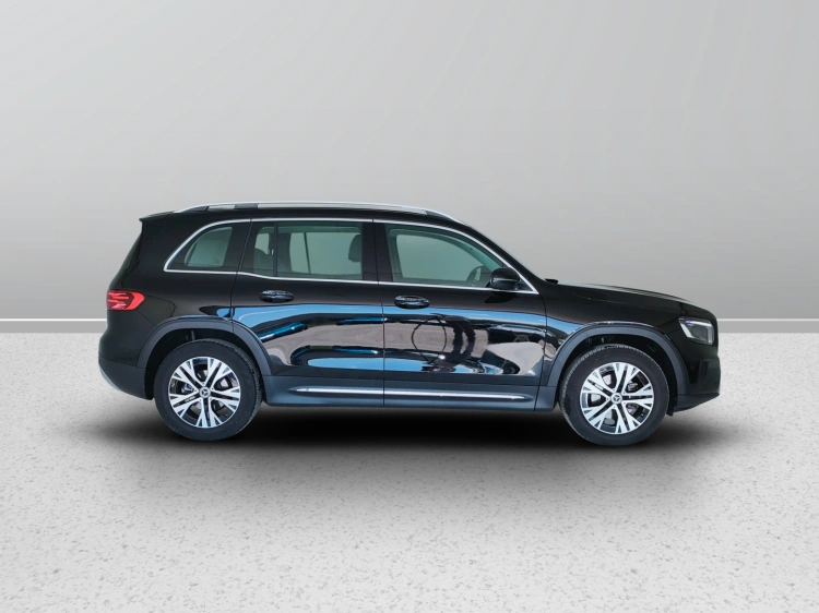 7 - Mercedes-Benz GLB 180 d Progressive Advanced auto