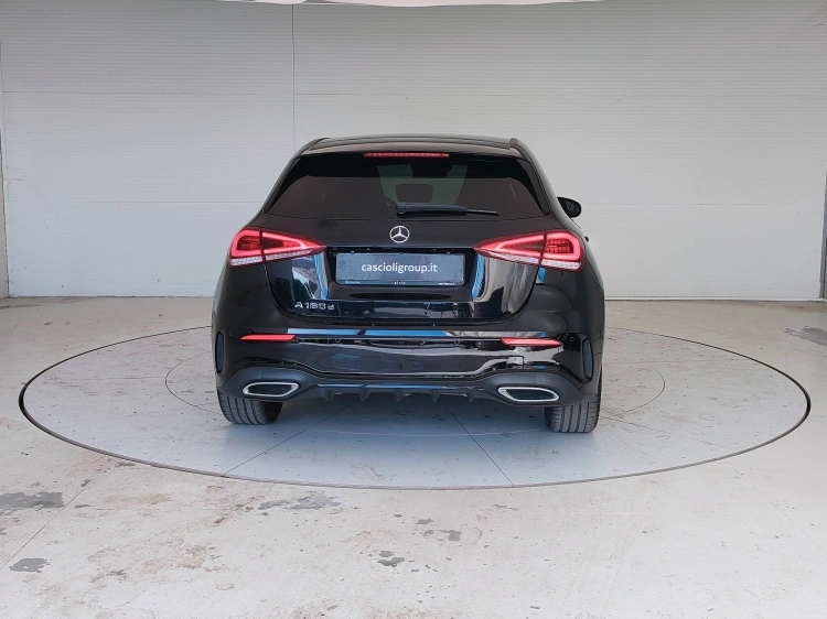 6 - Mercedes-Benz Classe A 180 d Premium auto